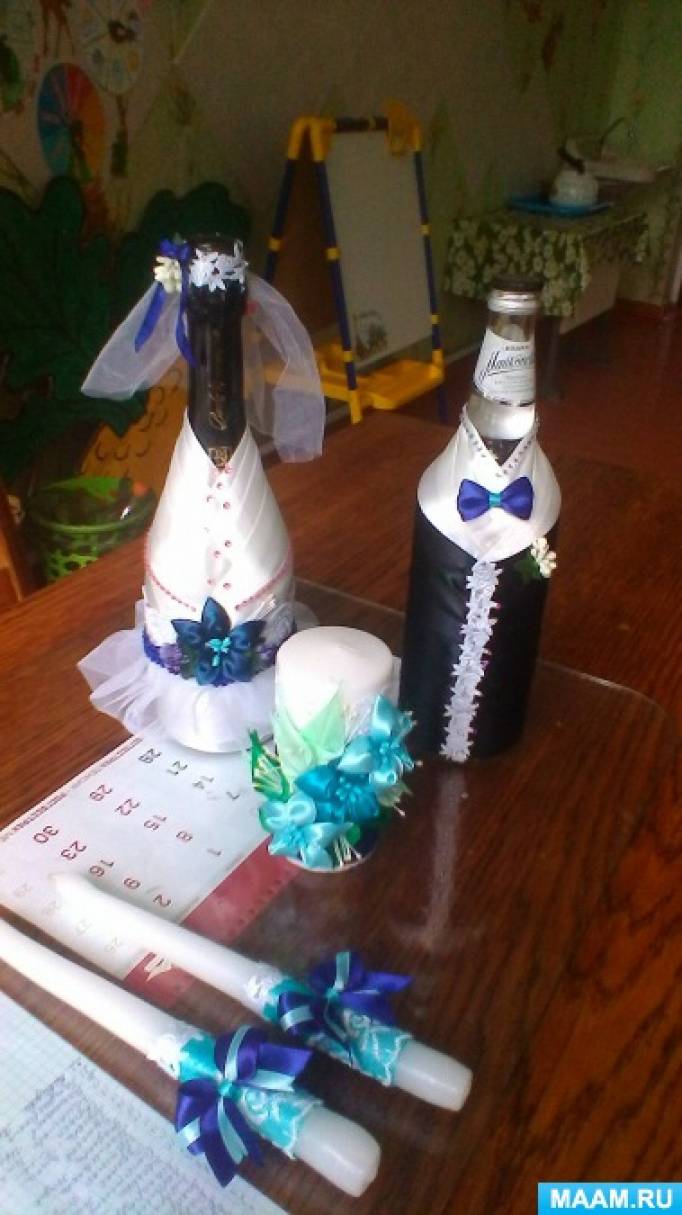 Прикраса весільних пляшок своїми руками   Красивий і оригінальний декор весільного столу дуже важливий на весіллі